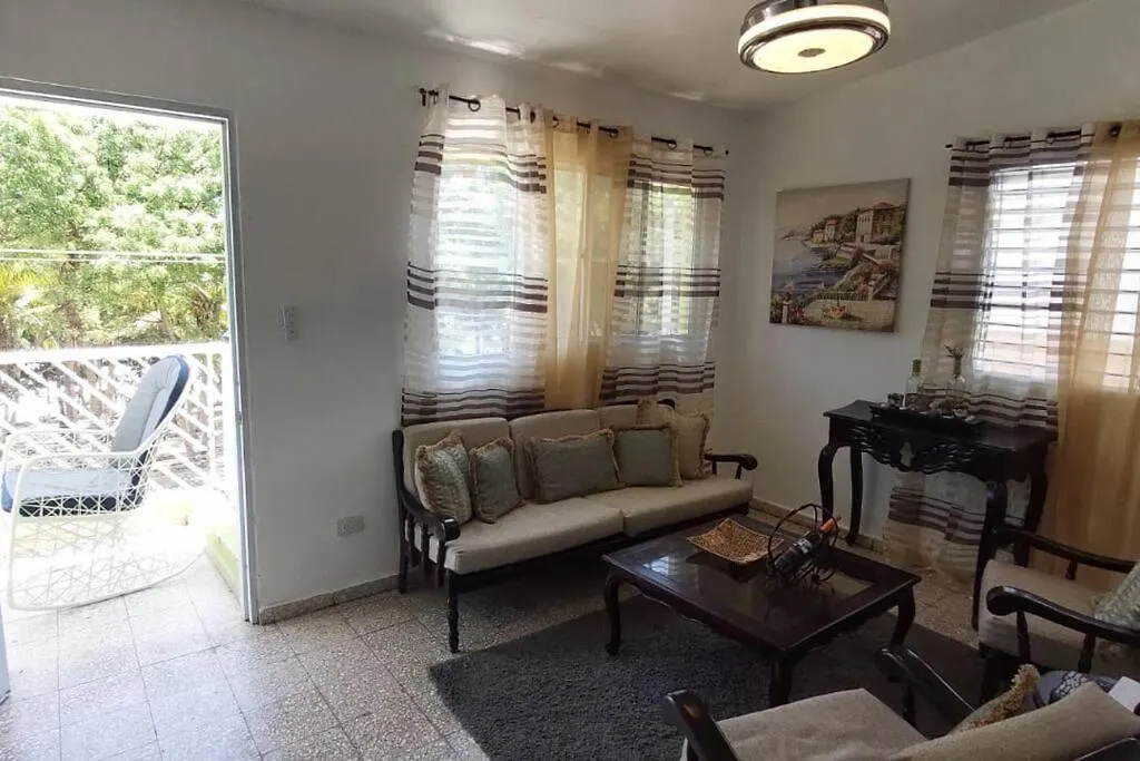 Beautiful Sea Front Apartment Paraíso 0*,